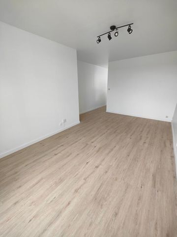 Location Appartement 1 pièce 34m² ARPAJON 91290 - Photo 3