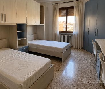 Due posti letto in zona Borgo Roma - Photo 1