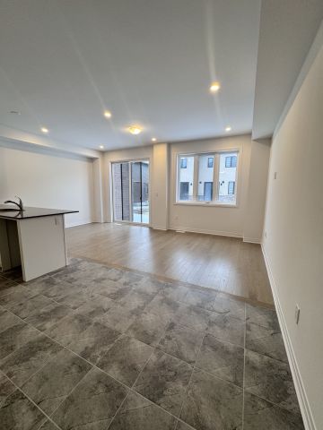 For Lease - 111 Manuel Street, Stratford, Ontario - Photo 3