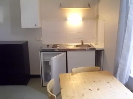 Appartement à Louer à LILLE 580 € - Photo 5