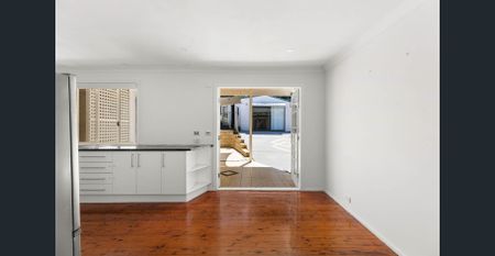 A family favourite with bonus space - Photo 4