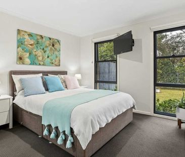 Ground Floor Unit With Yard In Stellar Location - Photo 3