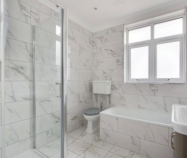 4 bedroom semi-detached house to rent - Photo 2