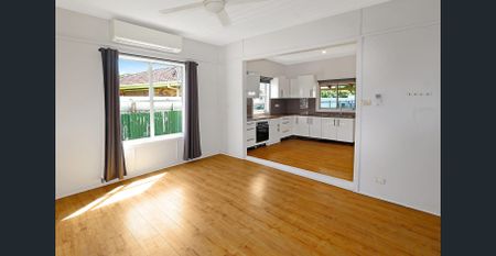 Charming Cottage in Central Muswellbrook - Photo 3