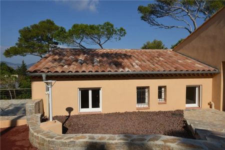 VILLA T3 HYERES MADRAGUE DIRECT MER VUE MER - Photo 2