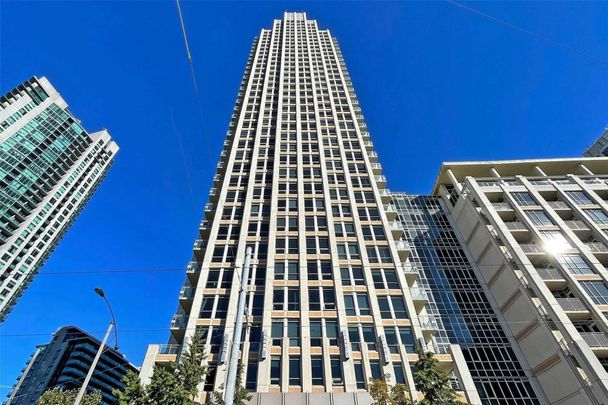 For Lease - 628 Fleet Street Unit# 413, Toronto, Ontario - Photo 1