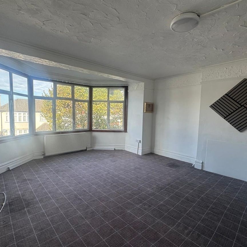 4 Bed Flat, Mayfield Road, CR2 - Photo 1