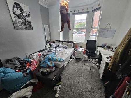 Brudenell Grove, Hyde Park - Photo 5