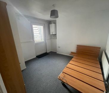 43 Basement, Church Street, Portadown, BT62 3EU - Photo 1