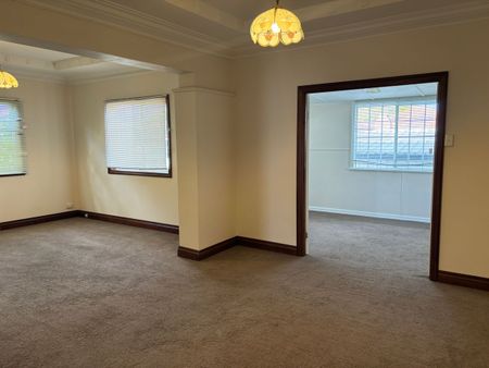 Stylish 3 Brm Home in Newtown - Photo 5
