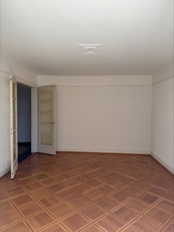Apartment - Photo 4
