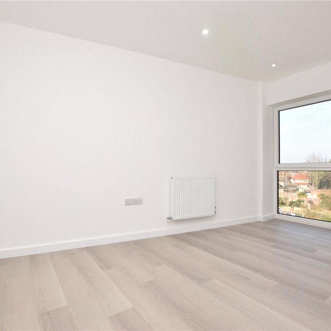 3 bedroom apartment to rent - Photo 1