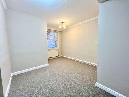 Mill Lane, Chard, Somerset, TA20 - Photo 2