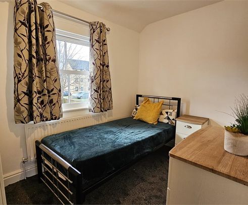 Room 5, 53 Canterbury Street, Cambridge, CB4 3QG - Photo 1