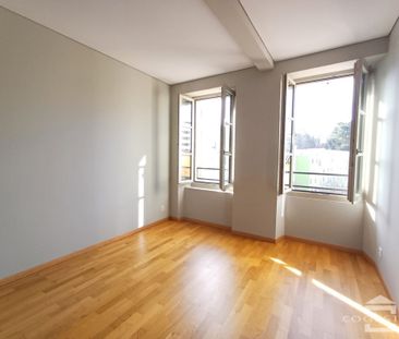 Bel appartement à louer et idéalement situé - Foto 2