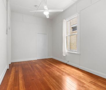 Charming Character Home in Blue-Chip East Brisbane - Photo 6