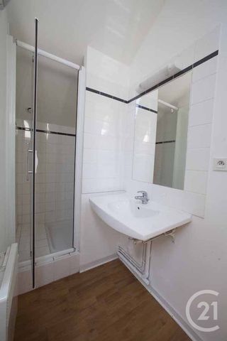 Location Appartement 2 pièces 40m² TROYES 10000 - Photo 3