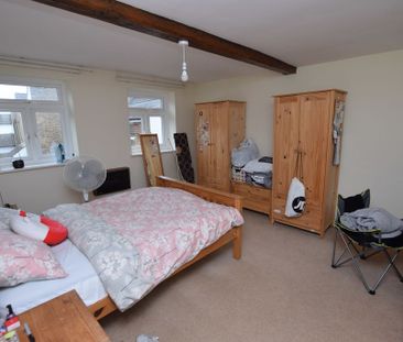 The Street, Bearsted - Photo 3