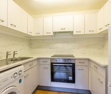 1 bedroom apartment to rent - Photo 4