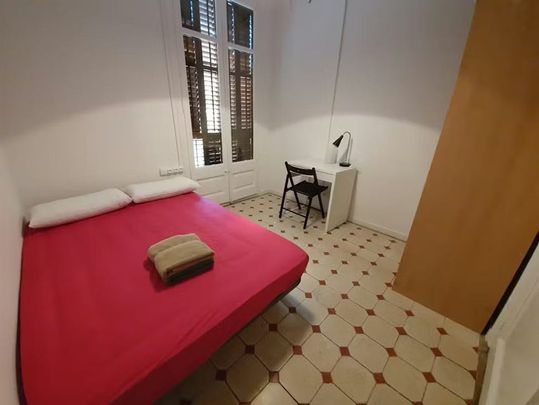 Ronda de Sant Antoni, Barcelona, Catalonia 08001 - Foto 1