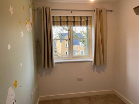 Woodpecker Close, Bourton-on-the-water, Cheltenham, GL54 - Photo 4