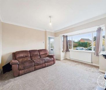 Henconner Gardens, Leeds, LS7 - Photo 2