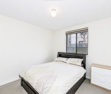 Close to EVERYTHING - Photo 3