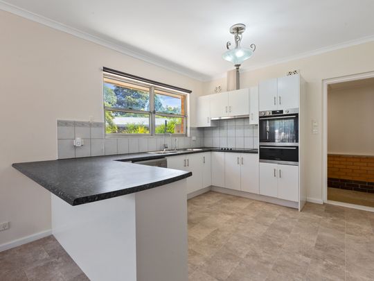 Delightful Family Home - Photo 1