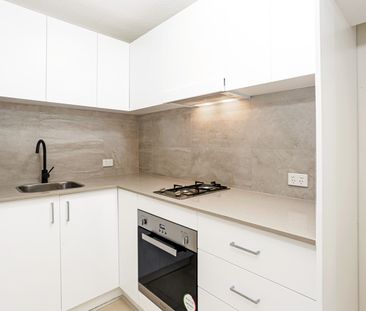 8/160 Oxford Street, Paddington NSW 2021 - Studio For Rent | Domain - Photo 5