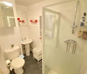 Manchester Road Room B - Photo 1