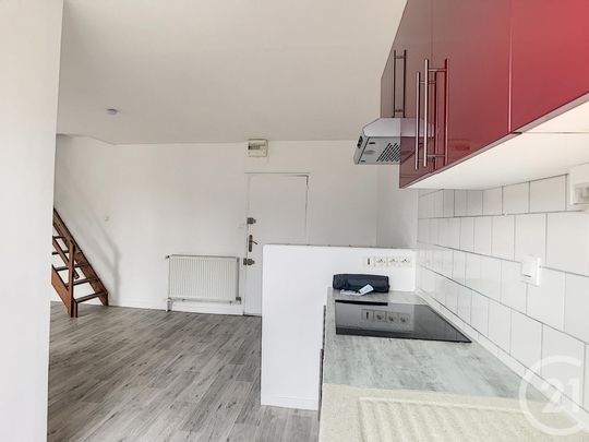Location Appartement 4 pièces 50m² TROYES 10000 - Photo 1