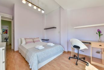 FOR RENT VILLA MORAIRA with 4 bedrooms for LONG TERM NEAR THE BEACH AND THE CITY