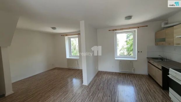 Mezonetový byt 2+kk, 64 m - Fotografie 1