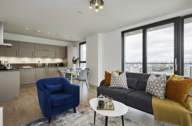 2 bedroom flat to rent - Photo 1