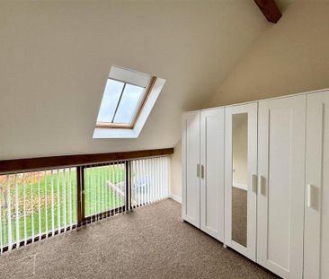 4 bedroom detached house to rent - Photo 5