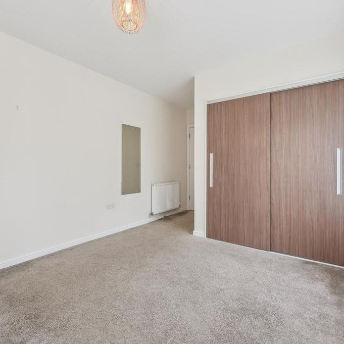 3 bedroom apartment to rent - Photo 1