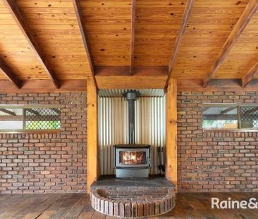 Large lifestyle family home - Photo 5