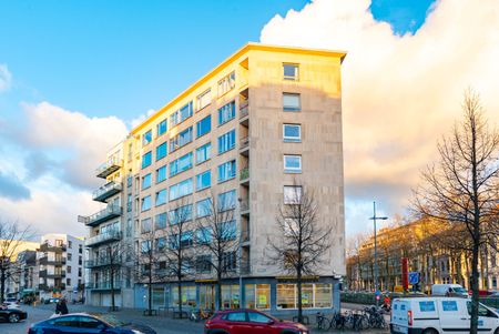 Zonnig hoek appartement met twee slaapkamers - Photo 4