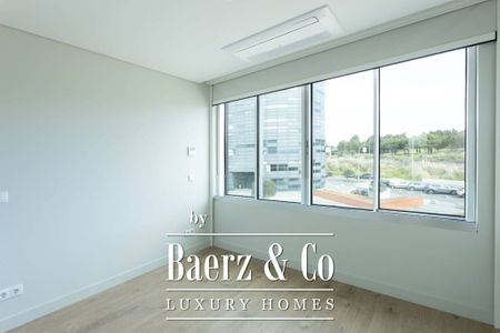 7 room luxury Flat for rent in Oeiras, Portugal - Photo 3