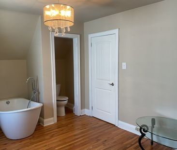 For Lease - 2 Columbia Street, St. Catharines, Ontario - Photo 6