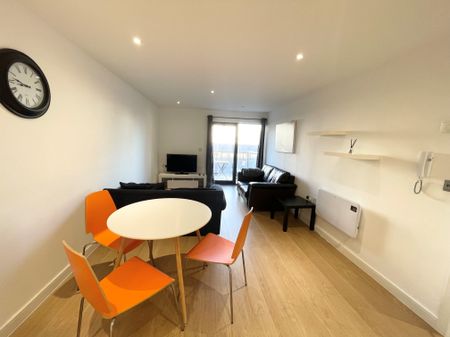 2 bedroom apartment to rent The Blake Building, Admirals Quay, Ocean Way, Southampton, SO14 - Photo 4