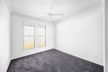 Brand New Townhouses to Rent at 'The Ridge Residences' Coomera - Photo 5