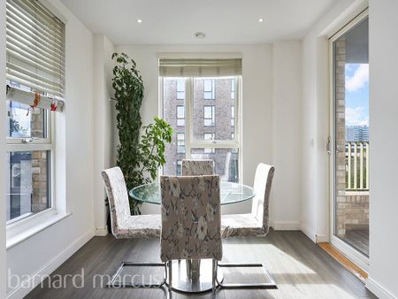 Bollo Bridge Road, LONDON - Photo 2