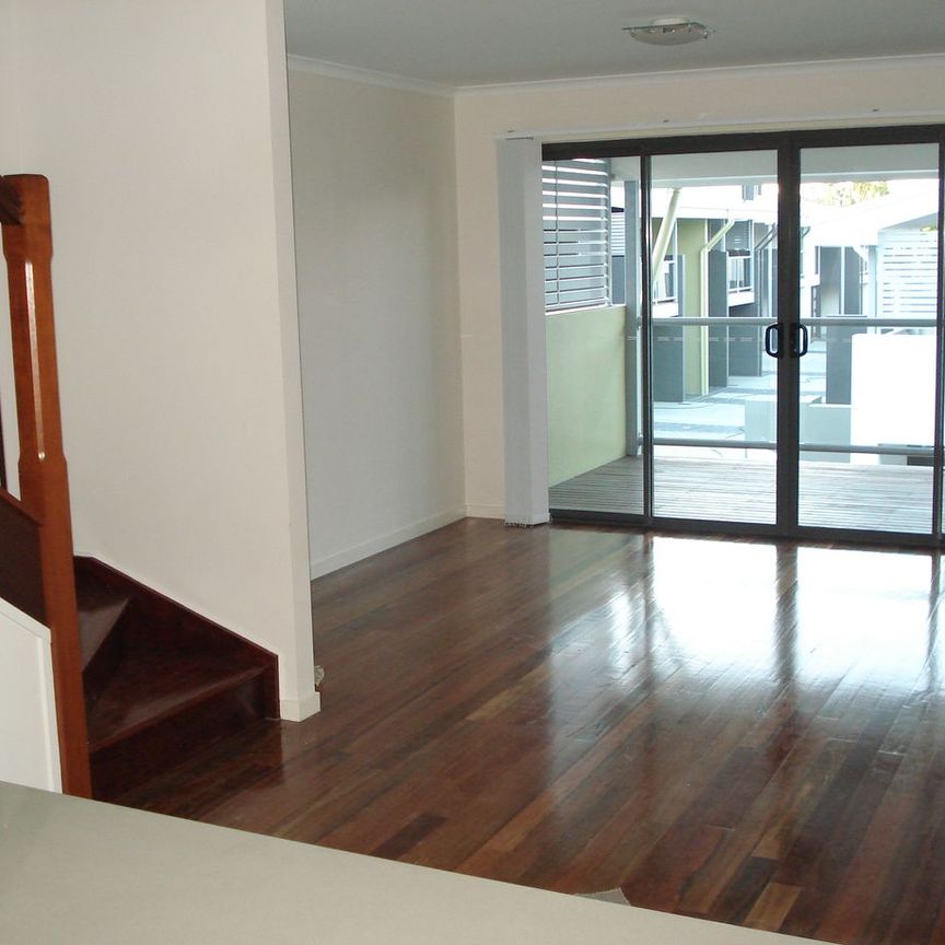 7/19 Baringa Street, Morningside, QLD 4170 - Photo 1