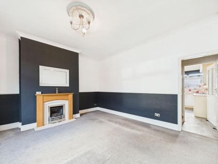 2 bedroom terraced house to rent - Photo 2