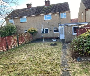 3 bedroom semi-detached house to rent - Photo 6