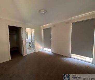 35 Alderbrook Avenue, Mulgrave - Photo 6