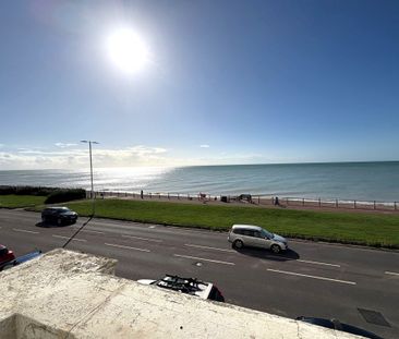 2 bed flat to rent in Marina, St. Leonards-On-Sea, TN38 - Photo 4