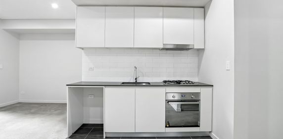 Modern Studio Apartment - Photo 2