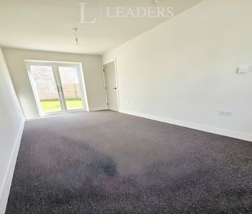 3 bedroom semi-detached to rent Tulip Road, Quadring - Photo 2